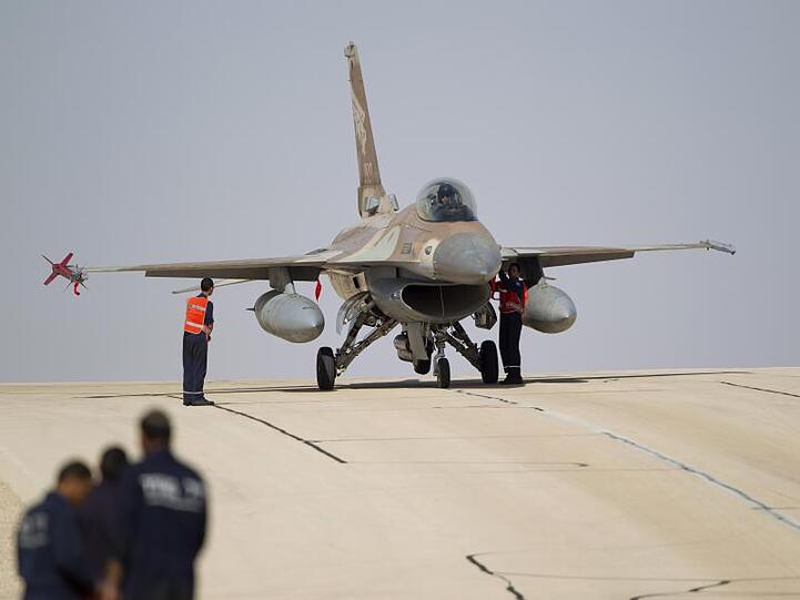 Israel hat Kampfflugzeuge in den Gazastreifen geschickt.