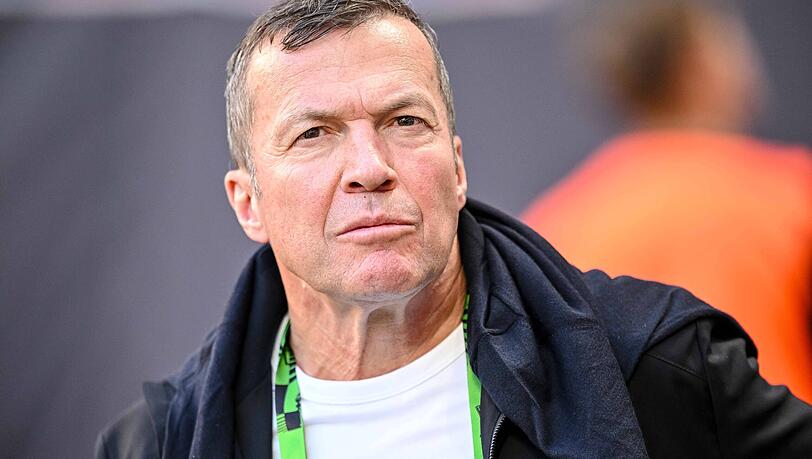 Lothar Matthäus liebt den Fußball – und die Frauen. Lothar Matthäus liebt den Fußball – und die Frauen.