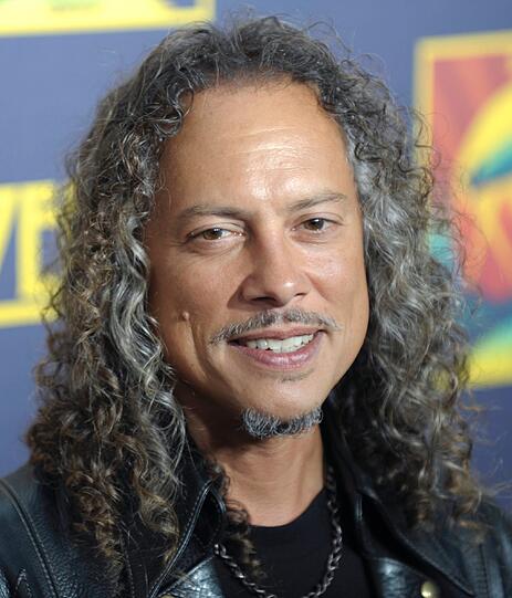 Gitarrist Kirk Hammett von Metallica mal mit einem freundlichen Lächeln...