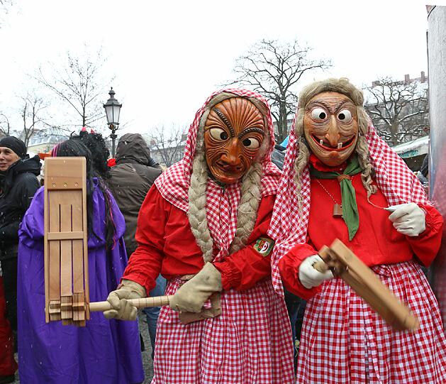 Faschingsdienstag am Viktualienmarkt.