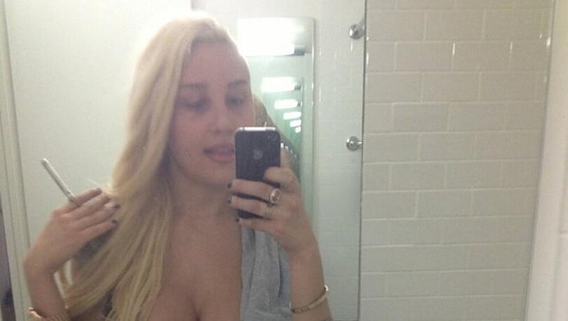 Eines der berüchtigten Twitter-Selbstportäts von Amanda Bynes Eines der berüchtigten Twitter-Selbstportäts von Amanda Bynes
