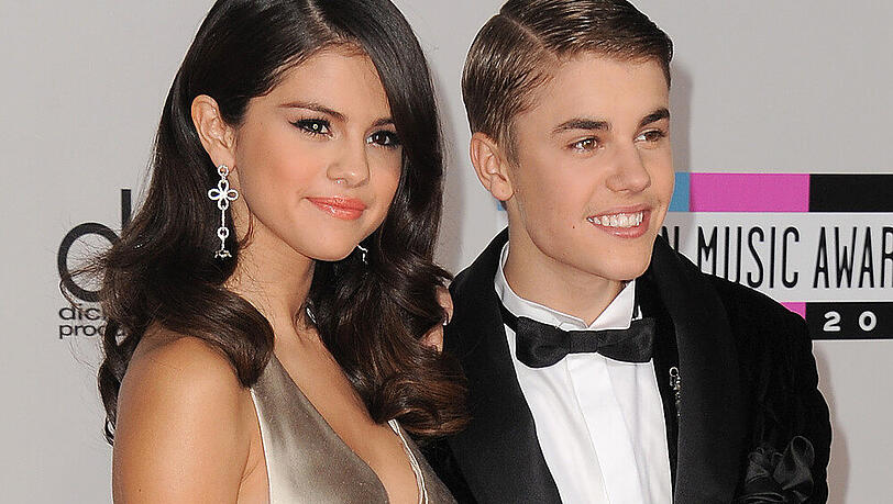 Selena Gomez und Justin Bieber im November 2011 Selena Gomez und Justin Bieber im November 2011