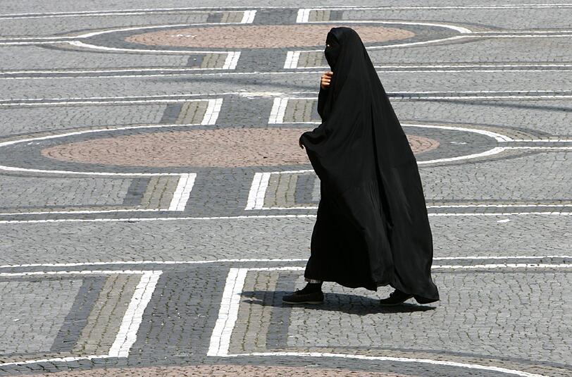Vertreter der Jungen Union fordern ein Burkaverbot in Bayern.