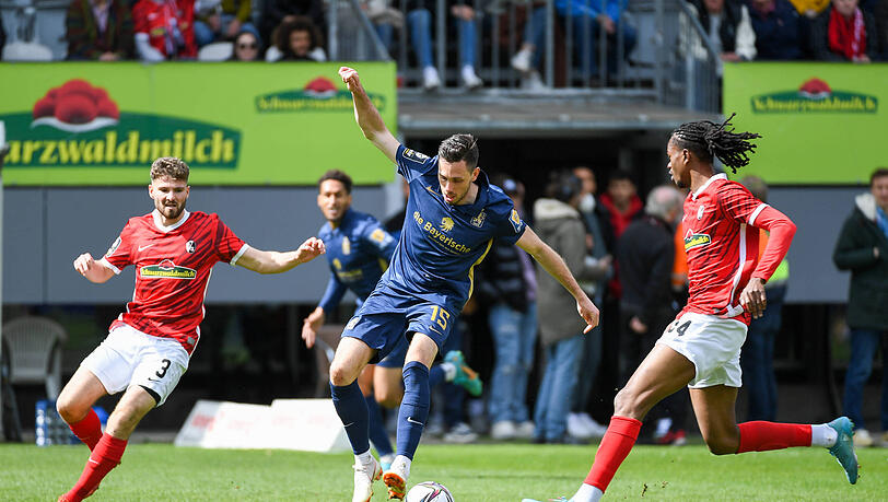 Gibt es den Erfolg für Marcel Bär und 1860 beim SC Freiburg II? Hier das Duell in der letzten Saison.