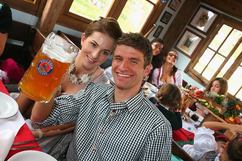 Weitere Bilder vom Bayern-Besuch auf der Wiesn 2014