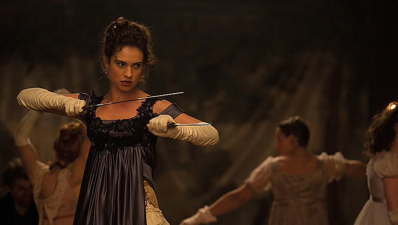 Elizabeth (Lily James) im Kampfeinsatz. Elizabeth (Lily James) im Kampfeinsatz.