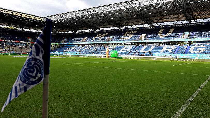 Der Dachschaden der Schauinsland-Reisen-Arena in Duisburg wurde beseitigt.