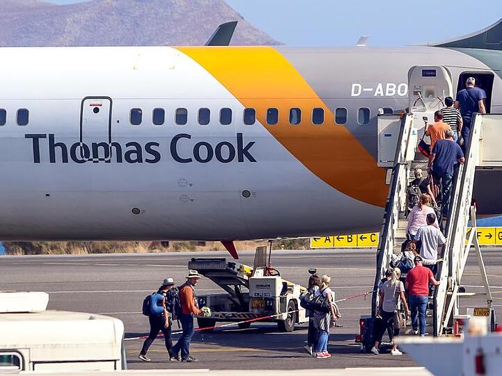 Der insolvente deutsche Reiseveranstalter Thomas Cook hat alle bereits gebuchten Reisen abgesagt, auch wenn sie ganz oder teilweise bezahlt worden waren.