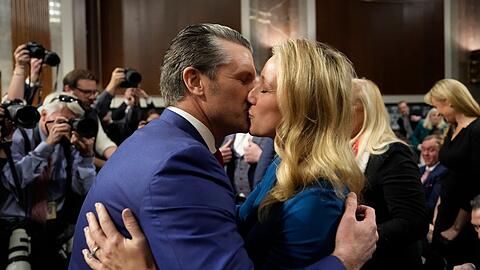 Hegseth soll auch Militärinformationen mit seiner Frau im Chat geteilt haben. (Archivbild)