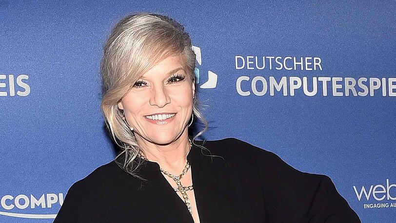 Ina Müller beim Deutschen Computerspielpreis 2019, den sie moderierte.