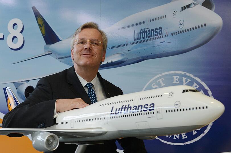 Unzufrieden mit dem Münchner Bürgerwillen: Lufthansa-Boss Christoph Franz, hier mit einer Lufthansa Boeing 747-8.