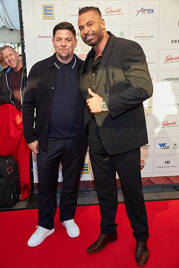 Tim Mälzer (l) und Tim Wiese