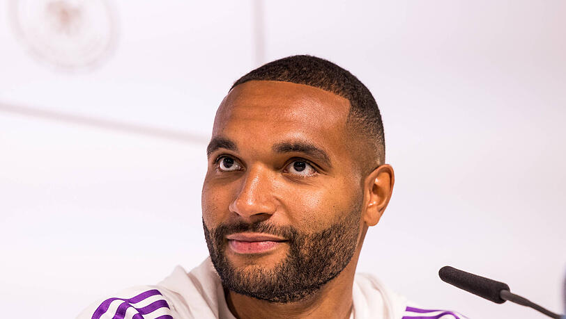 In Leverkusen und beim DFB-Team ist Jonathan Tah bereits Leistungsträger – und ab kommender Saison für den FC Bayern? In Leverkusen und beim DFB-Team ist Jonathan Tah bereits Leistungsträger – und ab kommender Saison für den FC Bayern?