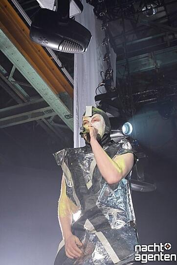 Hip-Hop a la Deichkind. Bilder von der fulminanten Show am 23.11 im Zenith in München.