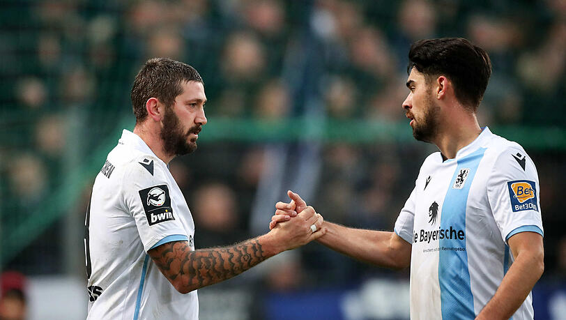 Gute Freunde: Sascha Mölders (l.) und Aaron Berzel. Gute Freunde: Sascha Mölders (l.) und Aaron Berzel.