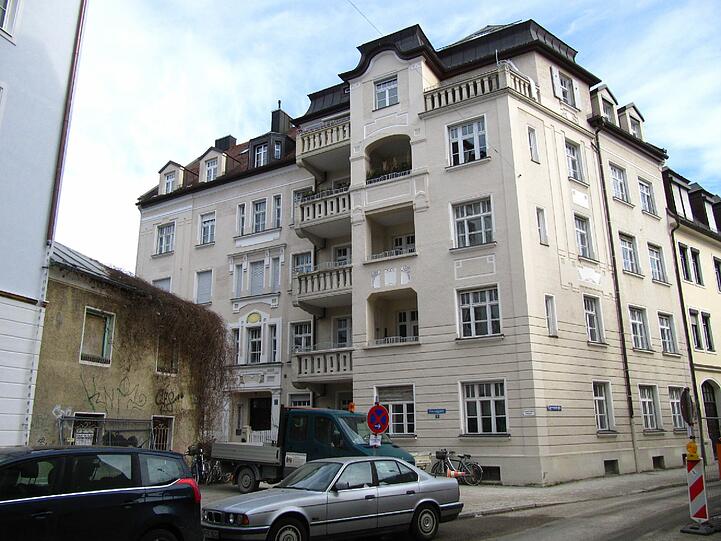 Haidhausen ist auch ein Viertel der Kontraste, wie hier in der Eggernstraße.