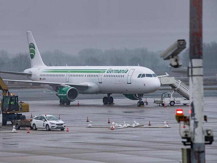 Anfang Februar hatte Germania mit fast 1700 Mitarbeitern Insolvenz angemeldet. Nun fordert der Insolvenzverwalter einen hohen Millionenbetrag vom frühen Chef Balke.