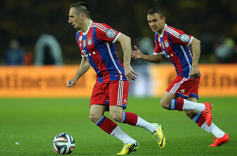 Franck Ribéry (l.) und Rafinha (r.) verpassten bereits den Hinrundenauftakt gegen Wolfsburg.
