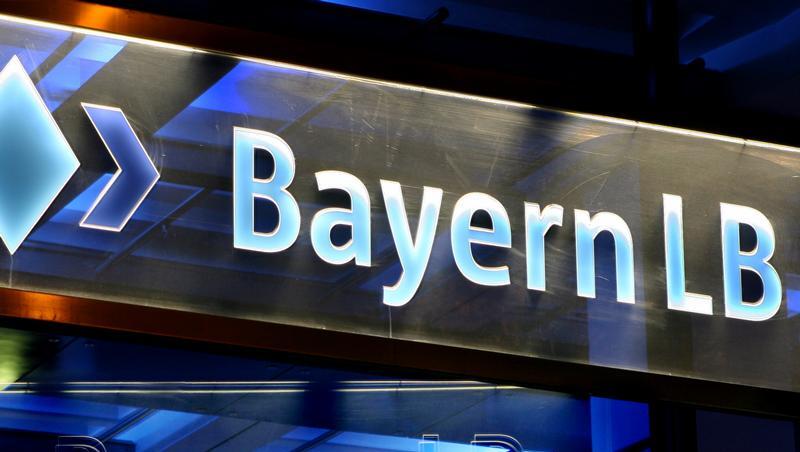 Vor einer ungewissen Zukunft: die BayernLB. Vor einer ungewissen Zukunft: die BayernLB.