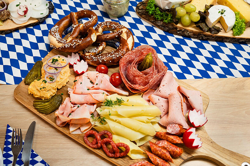 Eine zünftige Brotzeit wie auf der Wiesn auf Ihrem Tisch zu Hause.