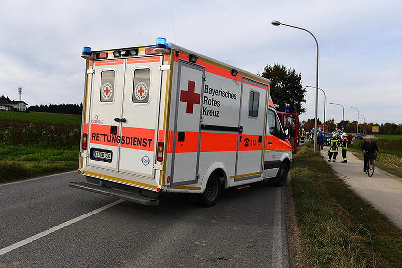 Für die 76-Jährige kam jede Hilfe zu spät. Sie starb noch am Unfallort.