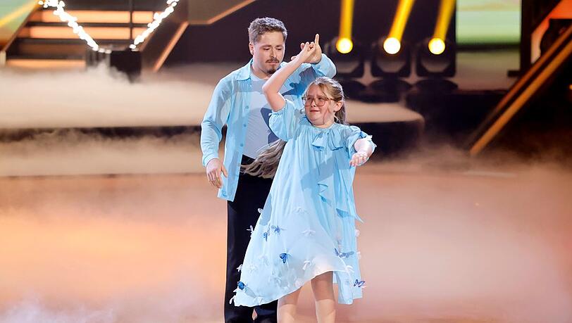 Gustav Schäfer mit Tochter Lotti bei "Let's Dance". Gustav Schäfer mit Tochter Lotti bei "Let's Dance".