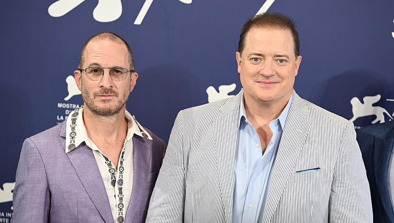 Lange nicht so füllig wie im Film: Brendan Fraser (rechts) mit Regisseur Darren Aronofsky. Lange nicht so füllig wie im Film: Brendan Fraser (rechts) mit Regisseur Darren Aronofsky.