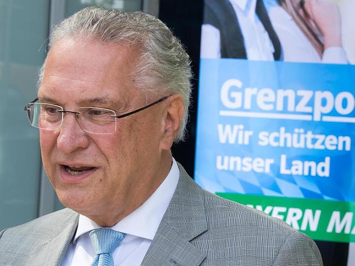 Der Innenminister von Bayern, Joachim Herrmann. Foto: Peter Kneffel/Archiv