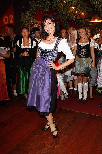 Regine Sixt's Damenwiesn: Die Münchner Lady-Elite trifft sich im Hippdrom. Die Bilder