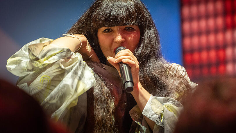 Die Münchner Pop-Performancekünstlerin Polina Lapkovskaja wurde in der Kategorie "Performance" geehrt.