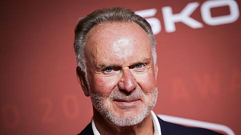 Karl-Heinz Rummenigge, ehemaliger Fuballspieler, kommt zur Verleihung des "Sport Bild-Award 2023".