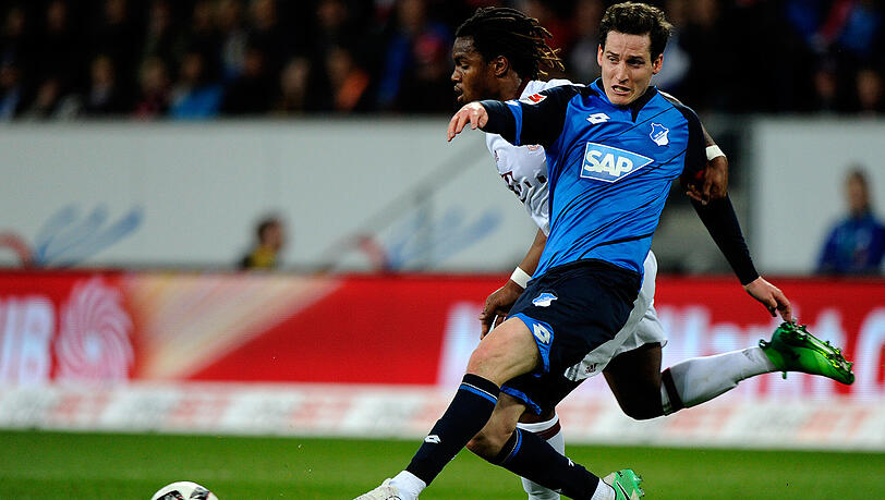 Zukünftige Kollegen - wenn denn der Portugiese dem deutschen Rekordmeister erhalten bleibt: Der Noch-Hoffenheimer Sebastian Rudy (rechts) im Duell mit Renato Sanches vom FC Bayern. Szene aus dem Bundesliga-Spiel am 4. April, das 1899 mit 1:0 gewann. Zukünftige Kollegen - wenn denn der Portugiese dem deutschen Rekordmeister erhalten bleibt: Der Noch-Hoffenheimer Sebastian Rudy (rechts) im Duell mit Renato Sanches vom FC Bayern. Szene aus dem Bundesliga-Spiel am 4. April, das 1899 mit 1:0 gewann.