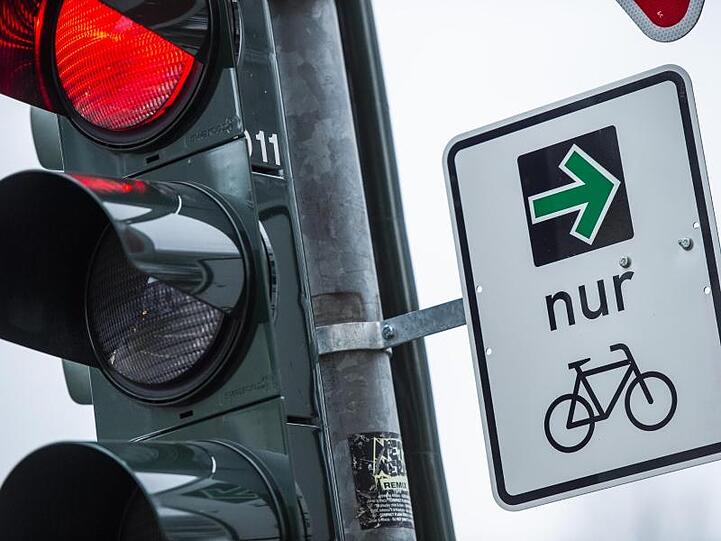 Der Automobilclub ACE befürchtet, das Schild könnte für Verwirrung sorgen.