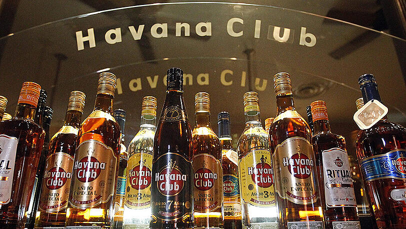 Ungewöhnlicher Vorschlag aus Havanna: Die kubanische Regierung will ihre Schulden in Rum zurückzahlen. Ungewöhnlicher Vorschlag aus Havanna: Die kubanische Regierung will ihre Schulden in Rum zurückzahlen.