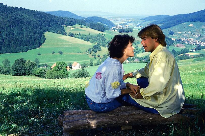 Ihren Durchbruch feierte Anja Kruse in der "Schwarzwaldklinik": Dort spielte sie das Kindermädchen Claudia, das eine Affäre mit Udo Brinkmann (Sascha Hehn) beginnt. Ihren Durchbruch feierte Anja Kruse in der "Schwarzwaldklinik": Dort spielte sie das Kindermädchen Claudia, das eine Affäre mit Udo Brinkmann (Sascha Hehn) beginnt.