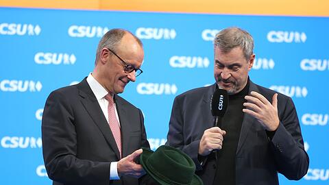 Die Chefs von CDU und CSU besuchen regelm&auml;&szlig;ig die Parteitage der Schwesterparteien. (Archivbild)