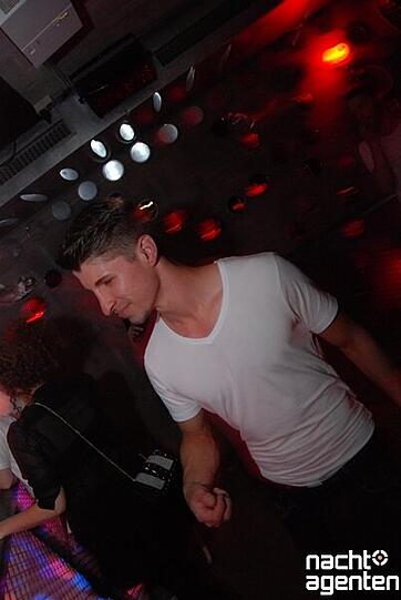 Im Harry Klein feierten die Techno-Fans zu heißen Elektro-Beats. Mehr Bilder finden Sie unter: www.nachtagenten.de