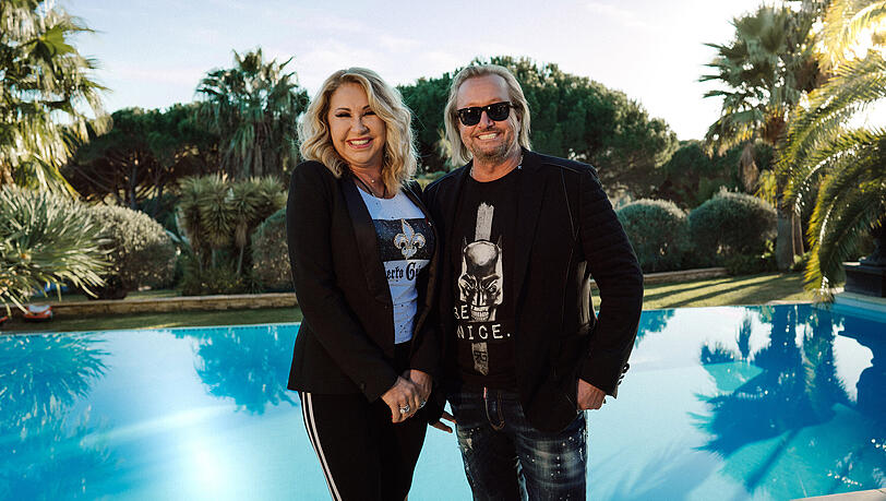 Carmen und Robert Geiss waren auch im Corona-Jahr 2020 auf der Welt unterwegs und haben für die neue Staffel gedreht.