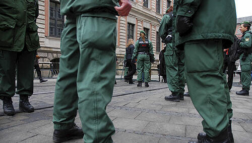 Beamte der Polizei auf der Münchner Sicherheitskonferenz Beamte der Polizei auf der Münchner Sicherheitskonferenz