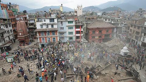 Medihimal e.V. unterstützt die Opfer des schweren Erdbebens in Nepal.