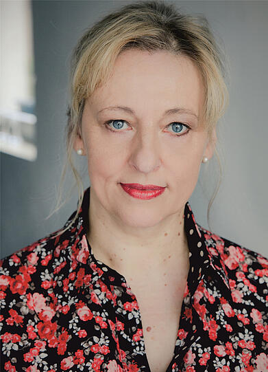 Johanna Bittenbinder, Schauspielerin: &bdquo;Die frühe Selektion in der Schule, Konkurrenzkämpfe und Ängste der Eltern setzen den Kindern auch psychisch schwer zu.&ldquo;