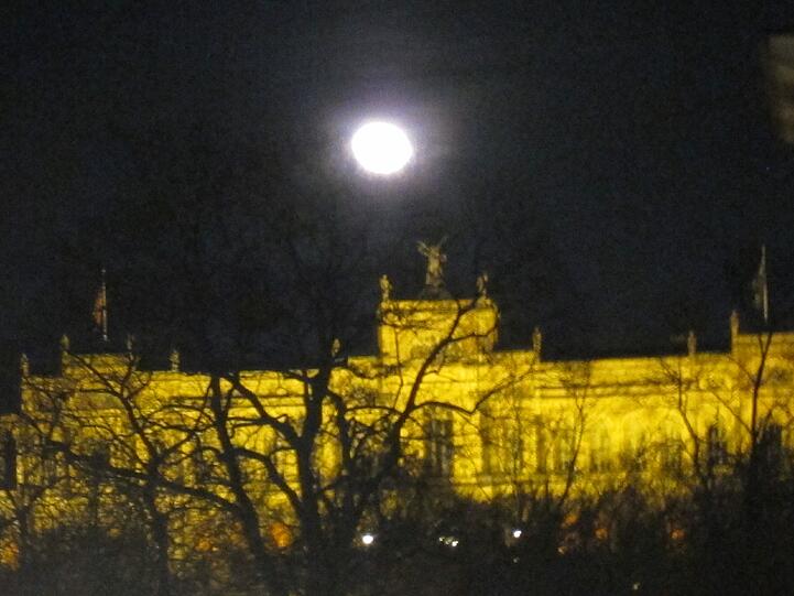Nächtliches Licht über München