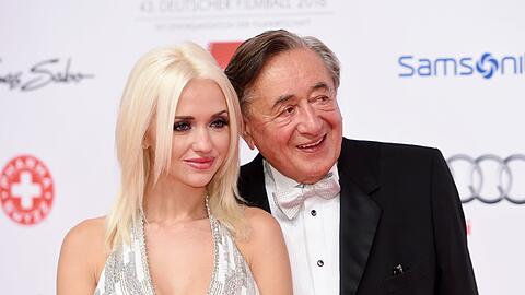 Hier waren sie noch glücklich vereint: Unternehmer Richard Lugner und seine Frau Cathy beim 43. Deutschen Filmball in München.