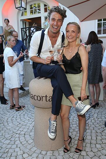 Storyteller Simon Lohmeyer, Schauspielerin Janin Ullmann.