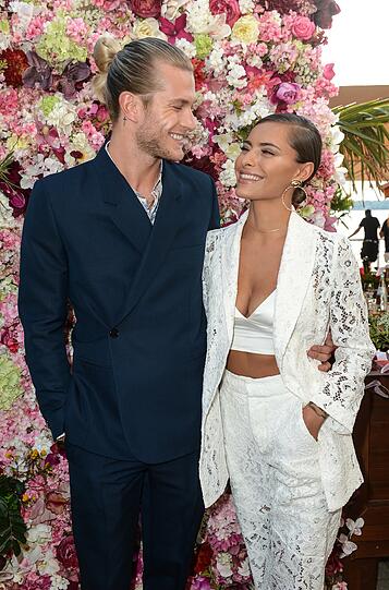 Sophia Thomalla mit Freund Loris Karius beim 4. Sommerfest von "Ein Herz für Kinder" im Restaurant Wannseeterrassen in Berlin am 24. Juni 2019.