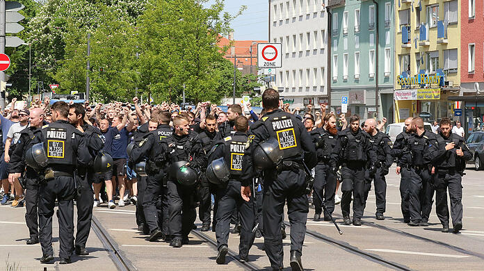 Bilder wie diese vom Lokalderby im Jahr 2018 soll es künftig nicht mehr in Giesing geben.