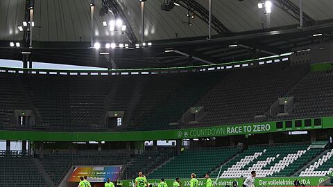 Der VfL Wolfsburg kann weiterhin nur bis zu 500 Zuschauer in die Volkswagen Arena lassen.