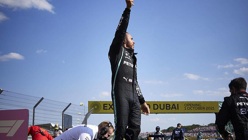Daheim ist daheim: Hamilton ist in Silverstone wie hier beim achten Erfolg 2021 Rekordsieger.