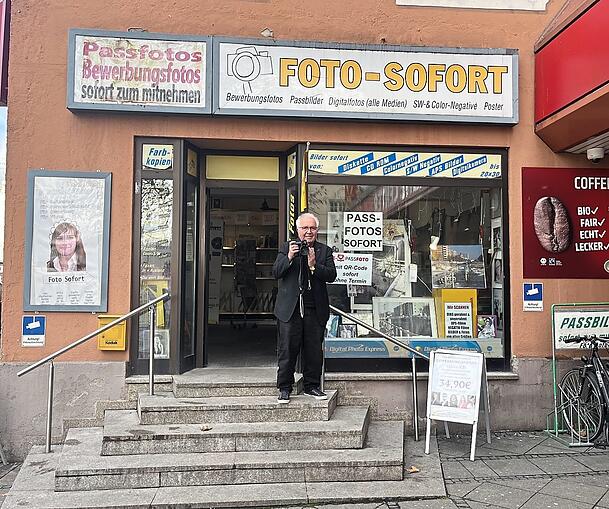 Die Parksituation in der Fürstenrieder Straße sei „weiterhin eine Katastrophe“, erzählt Ladeninhaber Erhan Tezel. Die Parksituation in der Fürstenrieder Straße sei „weiterhin eine Katastrophe“, erzählt Ladeninhaber Erhan Tezel.