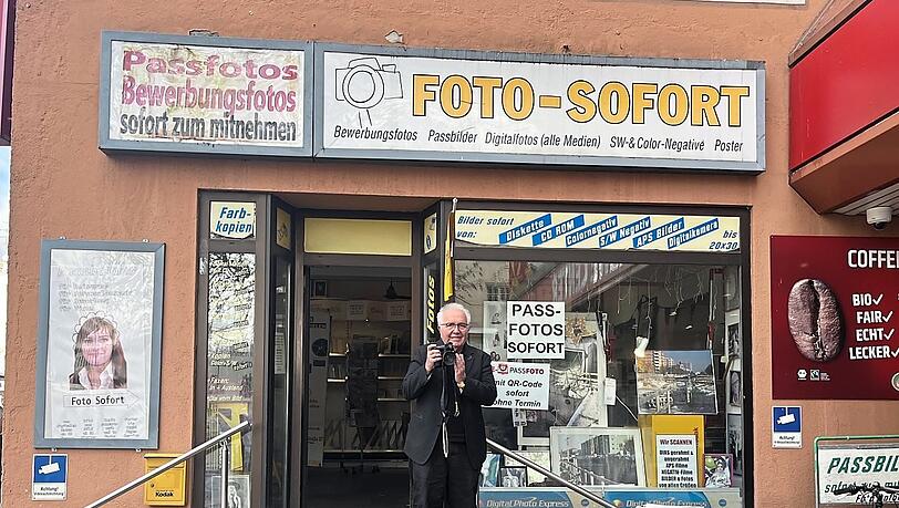 Die Parksituation in der Fürstenrieder Straße sei „weiterhin eine Katastrophe“, erzählt Ladeninhaber Erhan Tezel. Die Parksituation in der Fürstenrieder Straße sei „weiterhin eine Katastrophe“, erzählt Ladeninhaber Erhan Tezel.